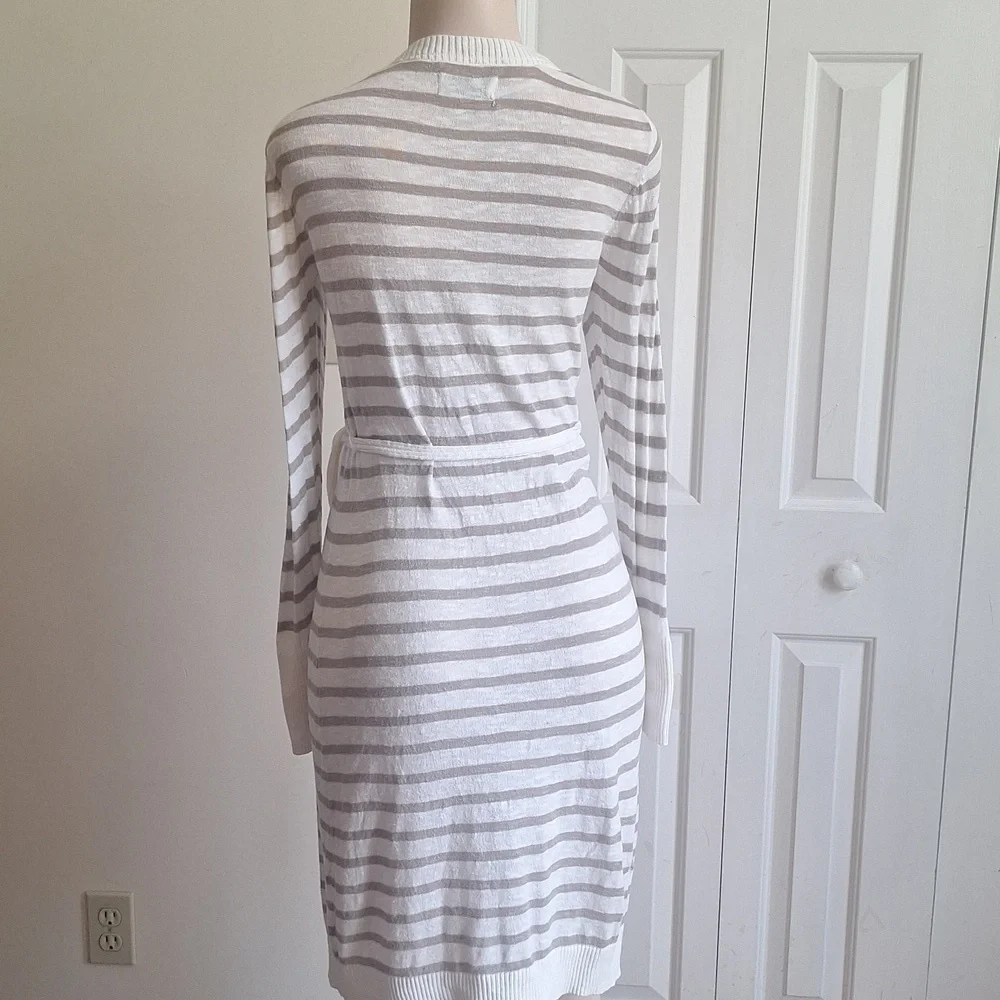 Sonoma Grey and White Striped Cardigan Size Small - Picture 6 of 14